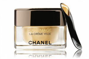 香奈兒眼霜有幾種？20歲以上的人就要使用眼霜