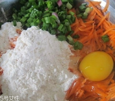 蘿卜丸子用什么蘿卜好？青蘿卜胡蘿卜白蘿卜