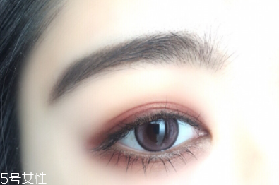 2018暖冬妝容怎么畫？敲溫暖的眼妝畫法
