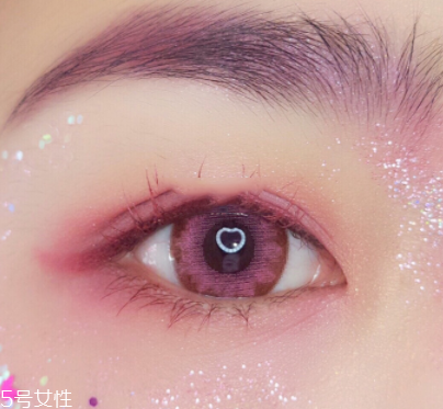 兔子腮紅怎么畫才可愛？中年少女必備腮紅畫技