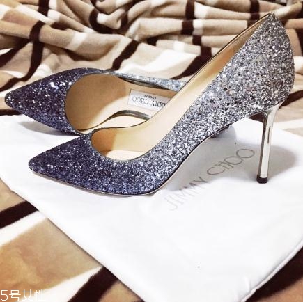 jimmy choo是哪個國家的牌子？每個女人都應(yīng)該擁有的高跟鞋