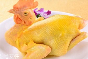 蒸全雞要多長時(shí)間 美味全雞飄香四溢