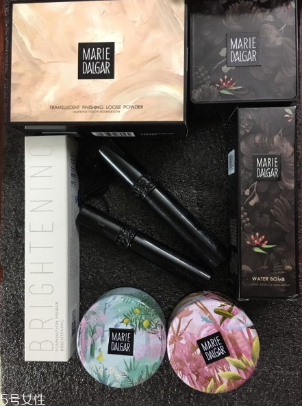 瑪麗黛佳光影戲法高光粉好用嗎？絕對(duì)是一生推的良心國貨