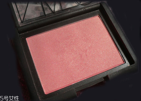 nars腮紅哪個色系顯白？nars腮紅全試色