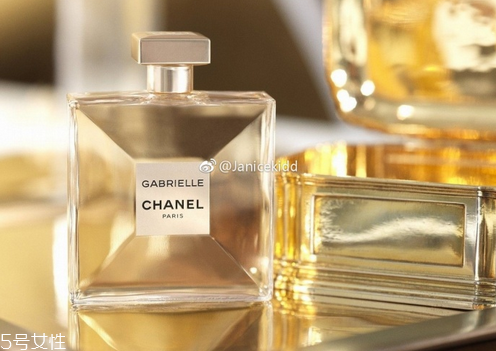 香奈兒嘉柏麗香水多少錢一瓶？女人最愛的香奈兒香水推薦