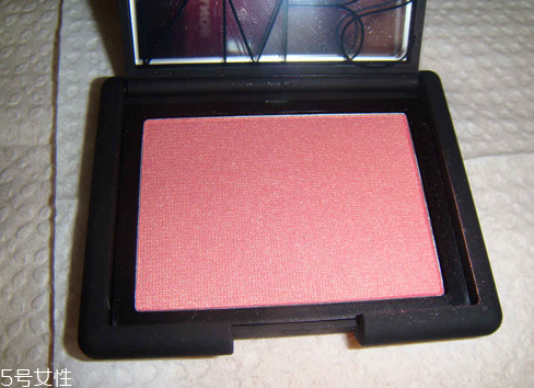 nars腮紅哪個色系顯白？nars腮紅全試色