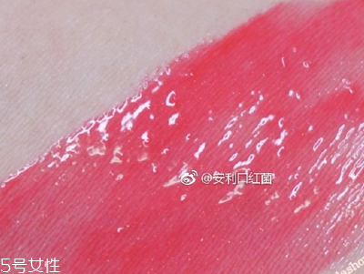 香奈兒唇釉738好看嗎？香奈兒唇釉738試色