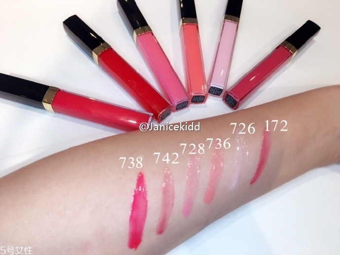 香奈兒可可小姐唇露748什么色？香奈兒水晶糖光透唇釉全試色