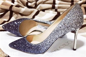 jimmy choo鞋子好穿嗎？高跟鞋界的傳奇之作