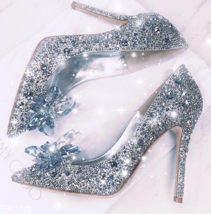 jimmy choo鞋子好穿嗎？高跟鞋界的傳奇之作