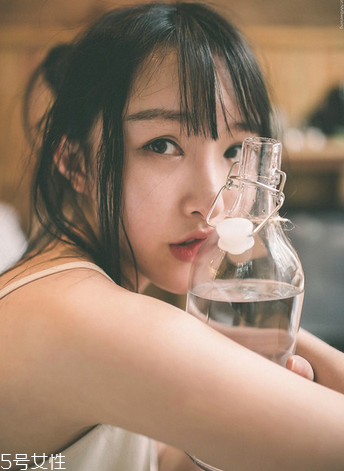 月經(jīng)不調會導致肥胖嗎？肥胖導致月經(jīng)不調更多