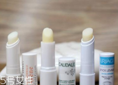 潤唇膏能用多長時間？打開后只能用3個季度