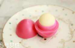 潤唇膏能用多長時間？打開后只能用3個季度
