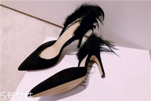 迪奧鞋子一般多少錢？讓女人優(yōu)雅的不像話