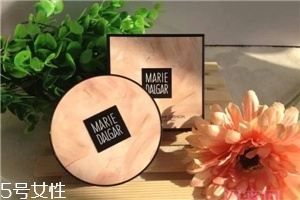 瑪麗黛佳底妝產(chǎn)品哪款好用？化妝包里必帶款