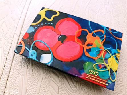 瑪麗黛佳多米諾眼影好用嗎？超美超好畫