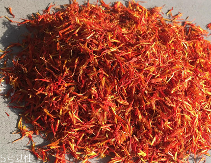 紅花泡腳孕婦可以用嗎？妊娠期禁止使用紅花