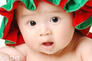 寶寶流口水怎么辦？這3點(diǎn)寶媽要注意