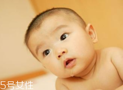 寶寶流口水怎么辦？這3點(diǎn)寶媽要注意