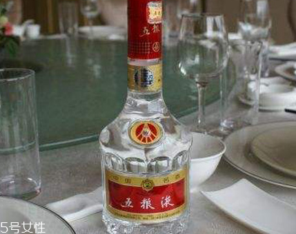 白酒要醒嗎？這些酒需要醒酒