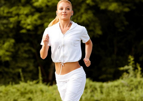 跑步多久開始燃燒脂肪_消耗脂肪的運動方式 跑步多久開始燃燒脂肪_消耗脂肪的運動方式