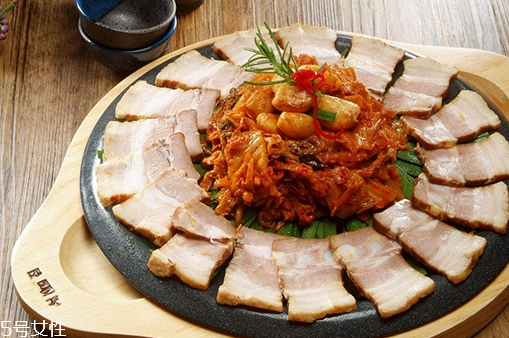 煮肉的泡沫能吃嗎？煮肉泡沫其實(shí)是血水