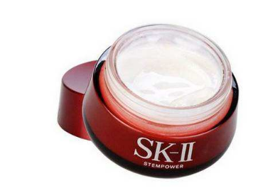 sk2大紅瓶面霜與百優(yōu)面霜哪個好？sk2大紅瓶屬于貴婦面霜