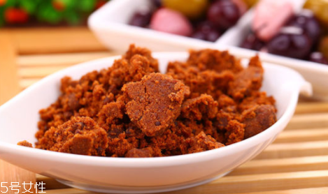 紅糖是甜的還是苦的？什么樣的紅糖好？