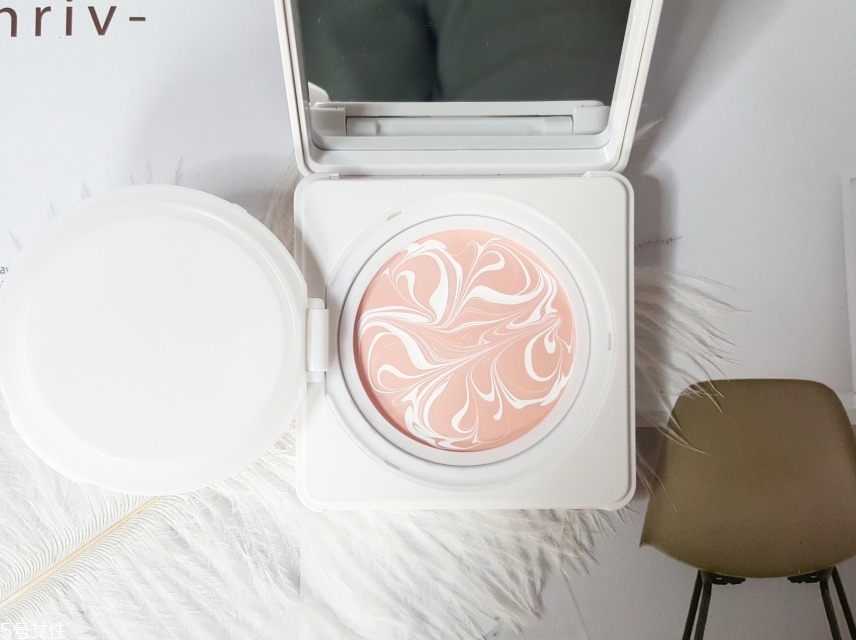 瑪麗黛佳底妝產(chǎn)品哪款好用？化妝包里必帶款