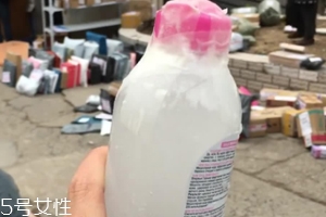 網(wǎng)購卸妝水凍成冰坨，化妝品該怎么保存？