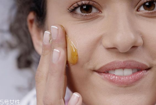 面霜早上用還是晚上用？面霜是深度護(hù)理肌膚