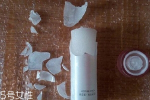 化妝品凍僵了還有效果嗎？美白產(chǎn)品別用了