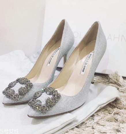 manolo blahnik鞋子怎么樣？女人一生中必買的高跟鞋