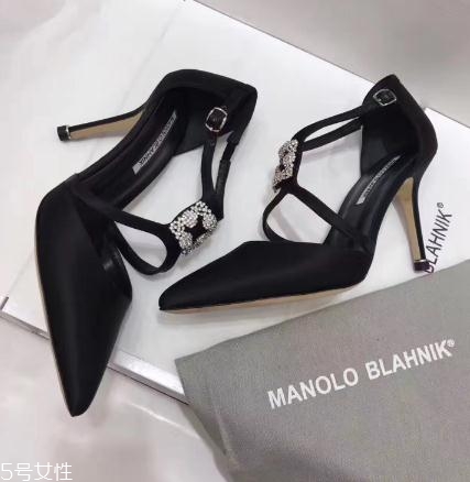 manolo blahnik鞋碼偏大嗎？小仙女們的婚鞋首選