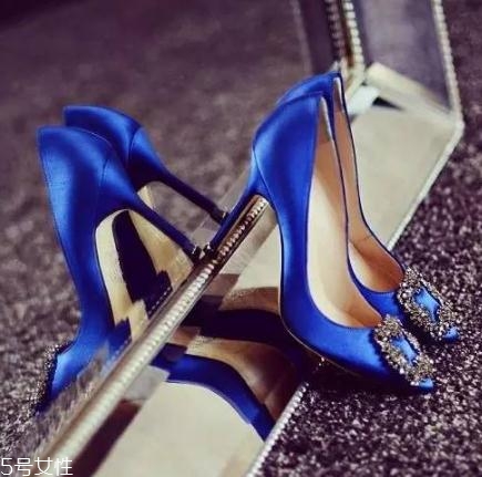 manolo blahnik什么價(jià)位？高跟鞋中的奢華典范