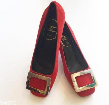 roger vivier鞋子怎么樣？派對晚宴的必備款高跟鞋