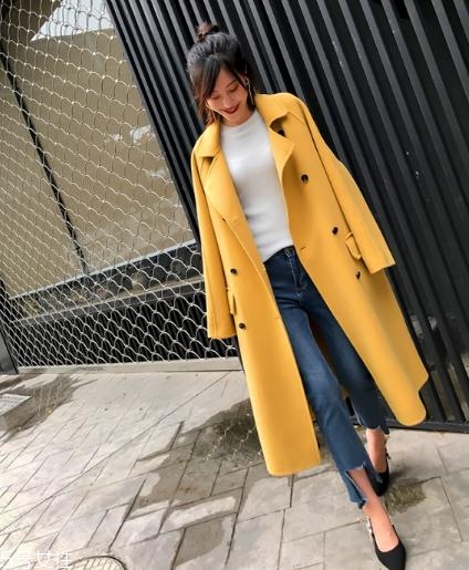 姜黃色大衣怎么搭配？塑造迷人好氣色