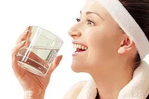 人體脫水有哪些危害？這5點(diǎn)都是脫水引起