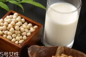 喝豆?jié){不能加紅糖嗎？完全沒(méi)有影響