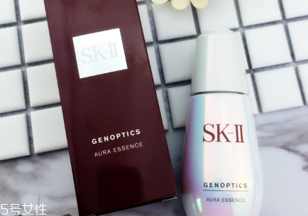 sk2小燈泡和小銀瓶哪個好？sk2小燈泡使用測評