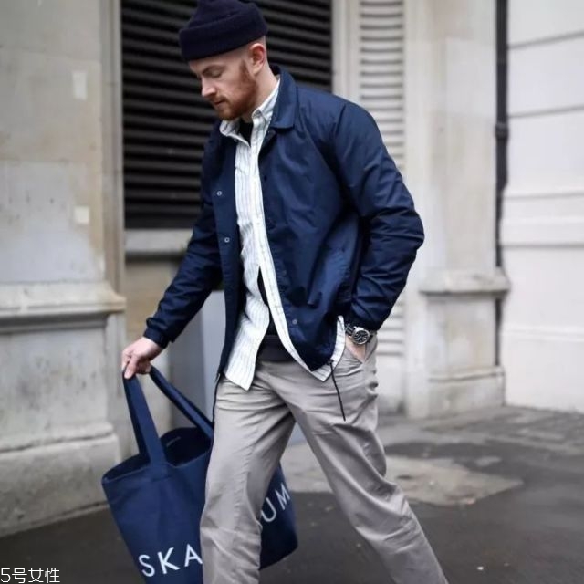 男生極簡風穿搭圖片 基礎(chǔ)色穿衣搭配 男生極簡風穿搭圖片 基礎(chǔ)色穿衣搭配