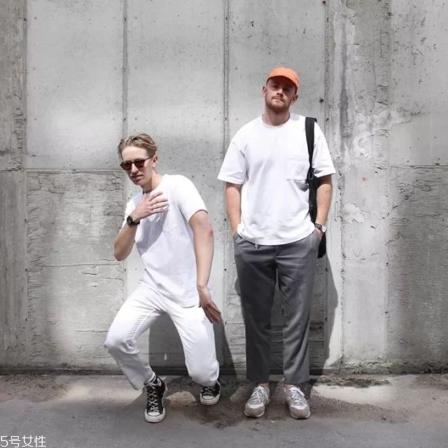 男生極簡風穿搭圖片 基礎(chǔ)色穿衣搭配 男生極簡風穿搭圖片 基礎(chǔ)色穿衣搭配