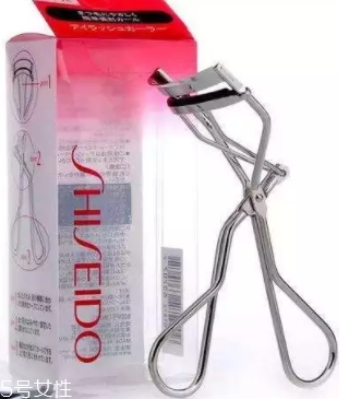 睫毛夾可以夾下睫毛嗎？比較考驗(yàn)手法