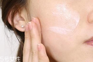 面霜有哪些涂抹方法？有些不適合點(diǎn)涂