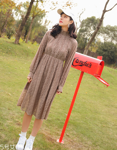 年會穿搭指南 助你成為最美風(fēng)景線 年會穿搭指南 助你成為最美風(fēng)景線