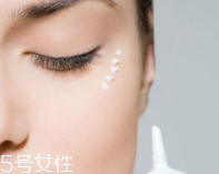 眼霜不可以來回涂抹嗎？這樣不如不涂