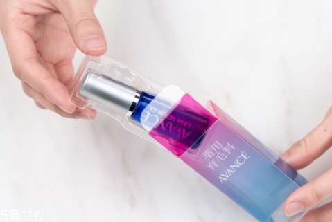 睫毛增長液會(huì)長脂肪粒嗎？不要適得其反