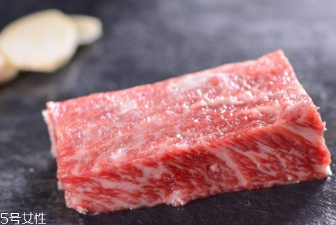 神戶牛肉多少錢一斤 天價(jià)牛肉你吃過嗎 神戶牛肉多少錢一斤 天價(jià)牛肉你吃過嗎