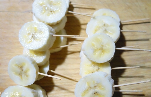 凍了的香蕉能吃嗎？可能出現(xiàn)舌頭發(fā)麻