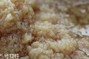 大蒜煮水孕婦能喝嗎？具有止咳的功效